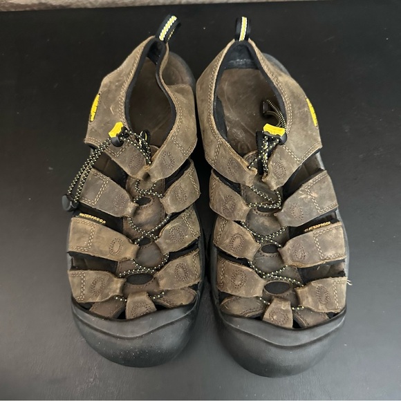 KEEN Men's Size 11.5 Newport Brown‎ Leather Waterproof Hiking Sandals Outdoors - Picture 5 of 8